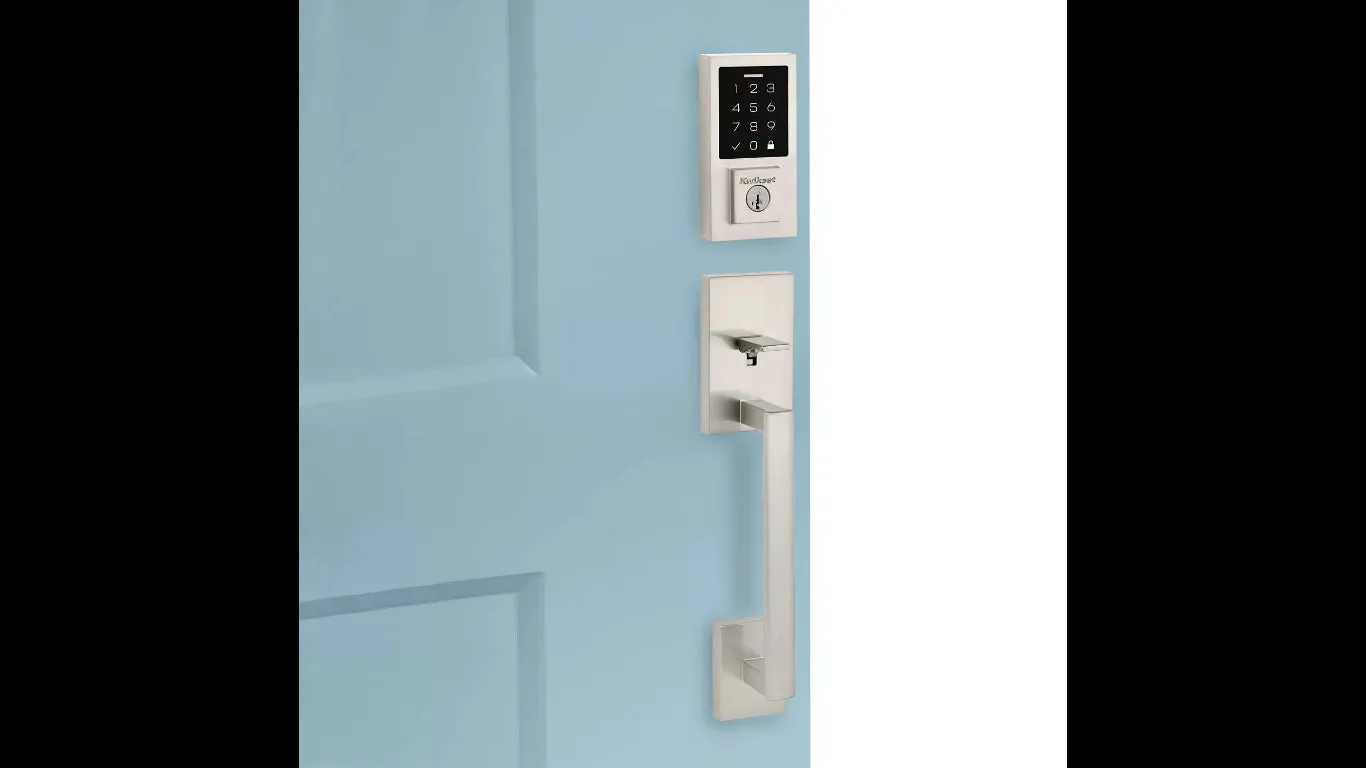270 Smart Lock Touchscreen in Black