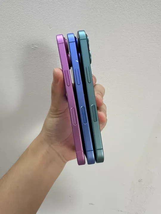 iPhone 16