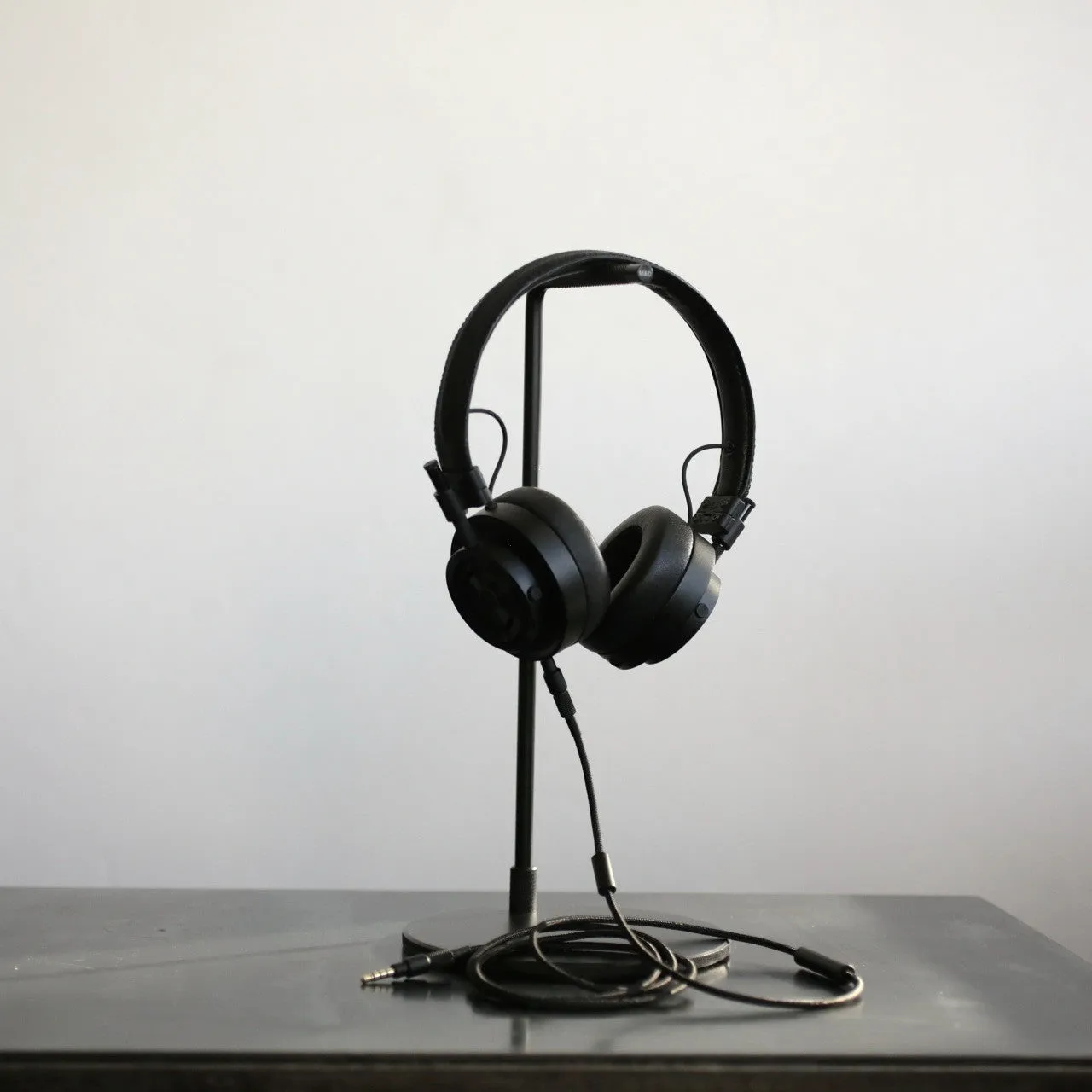 MH30 Headphones -Black