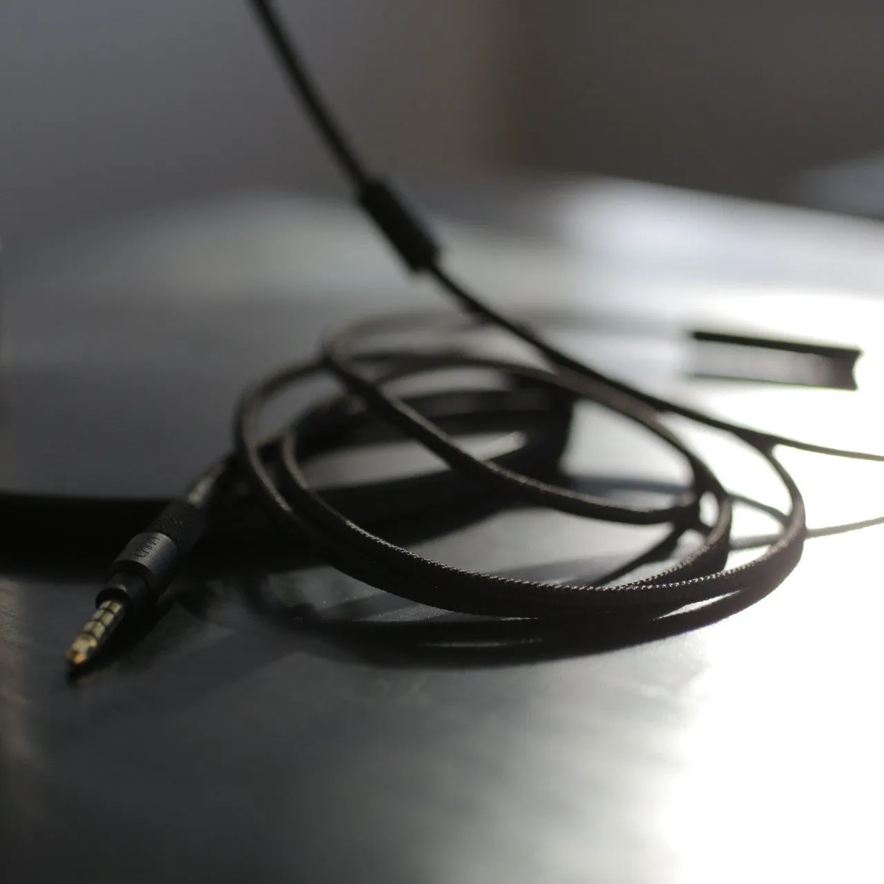 MH30 Headphones -Black