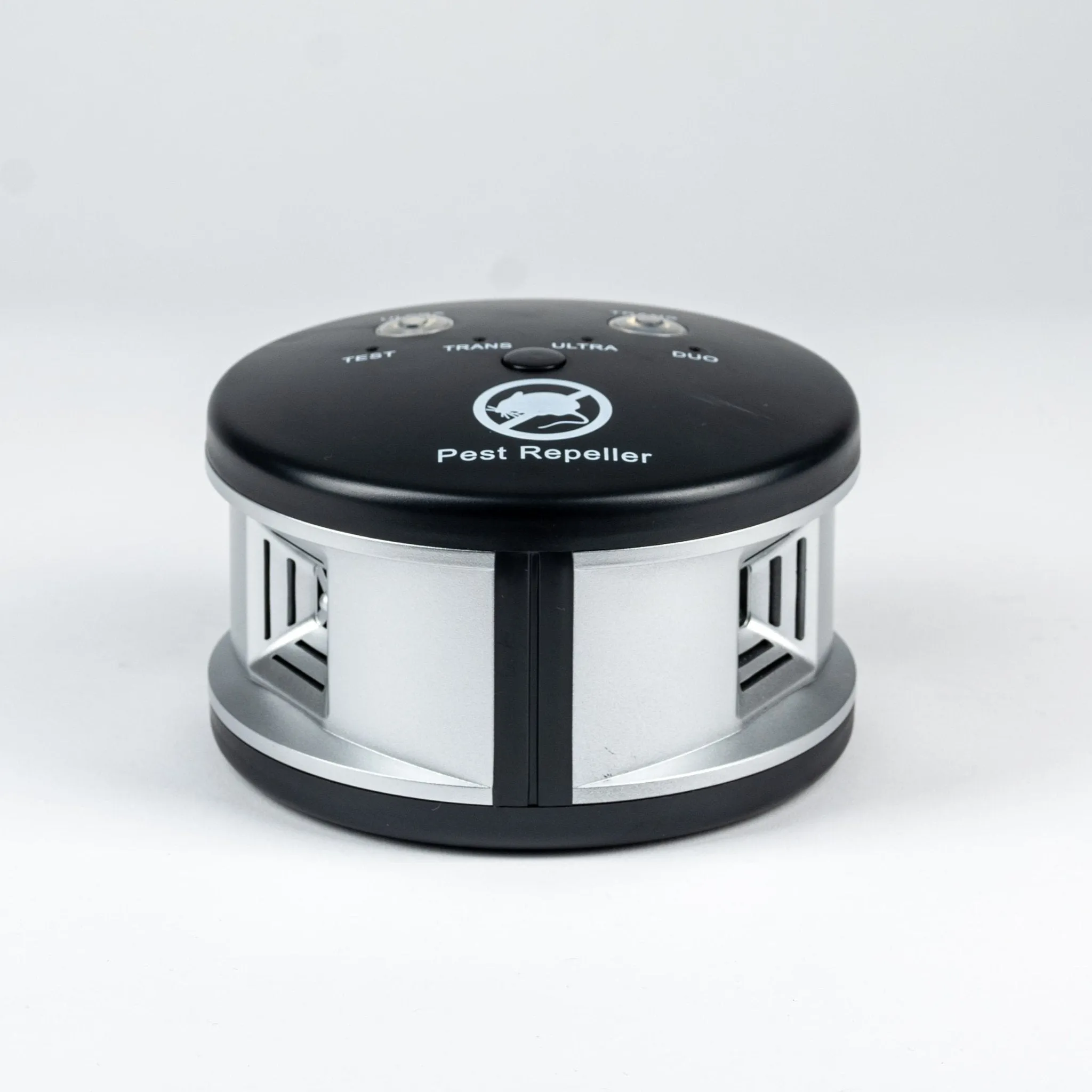 Stealthy 360 Degree Ultrasonic Pest Repeller
