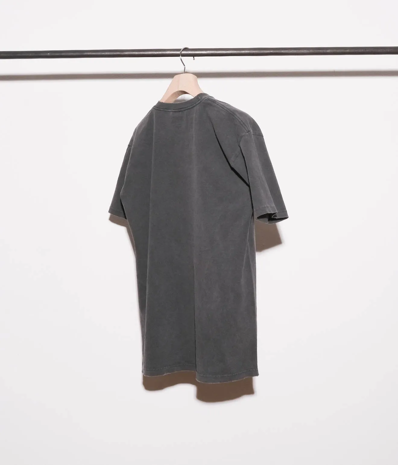 STUDIO WEAREALLANIMALS "Animals Letter S/S T-SHIRT" (Black)
